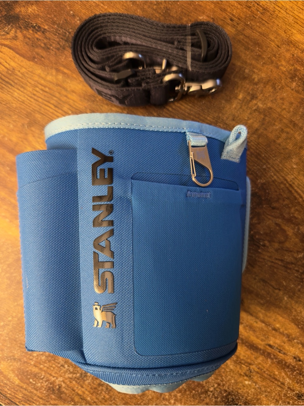 NWOT Stanley Blue Insulated Bottle Sleeve with Removable Black Strap